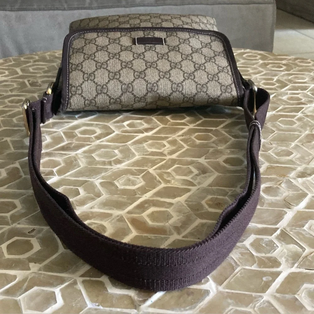 SOLD!  Gucci Flap Messenger GG Coated Canvas bag - Picture 7 of 15